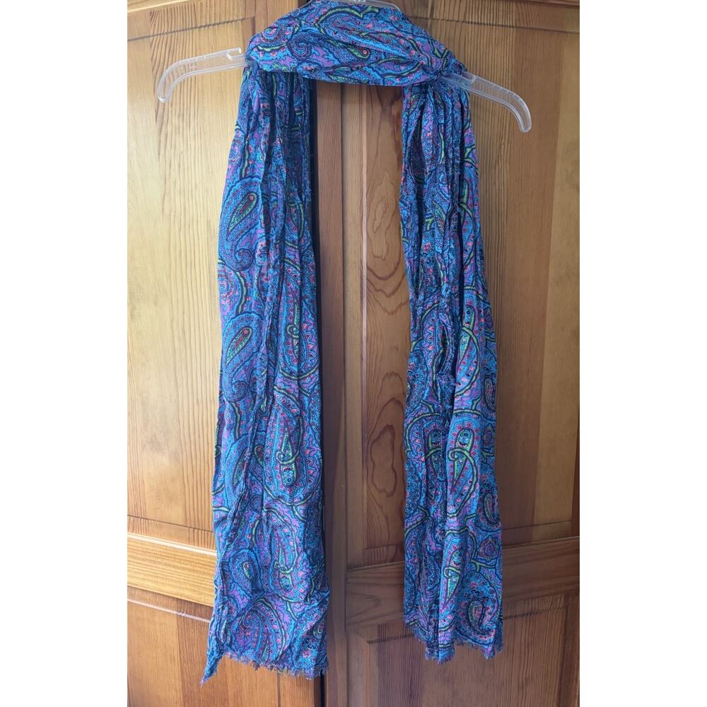 Unbranded Women’s Lightweight Blue Paisley Scarf